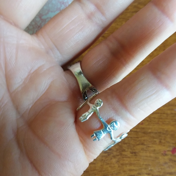 Sterling silver ring - Picture 7 of 9